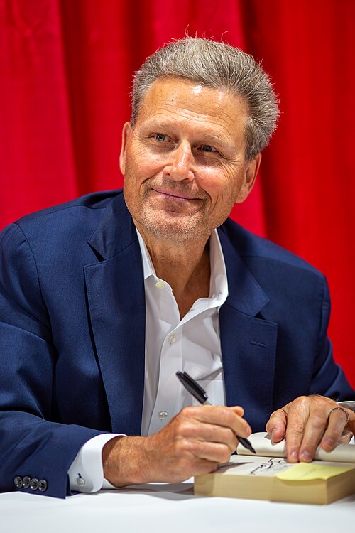 Portret van David Baldacci